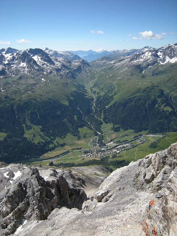20080705_teuri 060.jpg - View down on Splügen